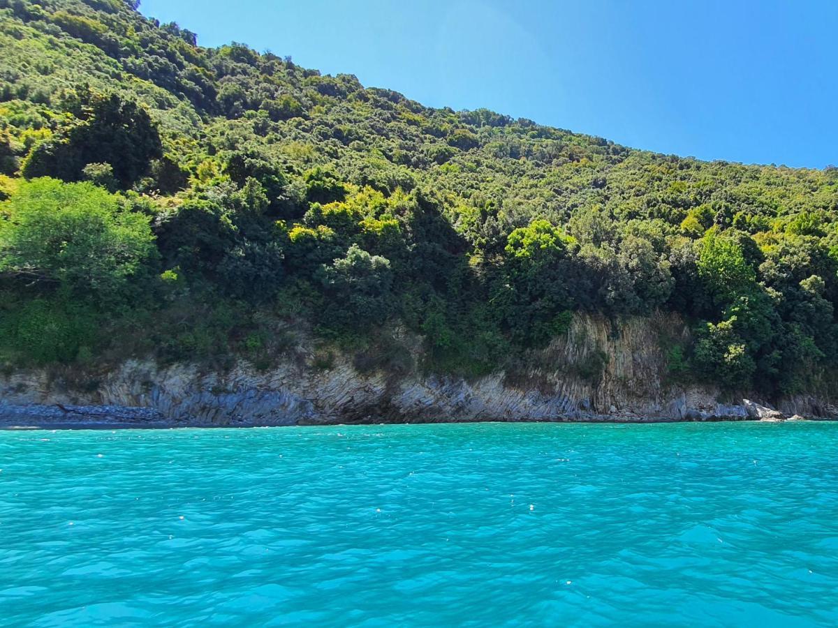Villa Smeralda Sarandë Eksteriør bilde
